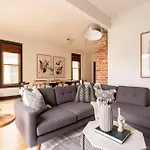 Stay Portland Collection - Scandinavian Loft - Local Espresso & Boutiques