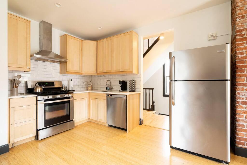Collection - Scandinavian Loft - Local Espresso & Boutiques Holiday home Portland